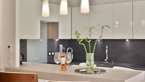 Appartement design avec terrasse et proche de tout - Foto 3