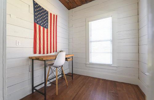 Restored 1930s Uptown Bungalow 2 min to Magnolia Silos - Photo 64