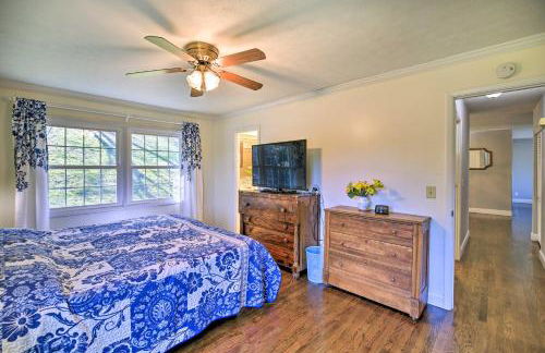 Lakefront Kingsport Home with Private Hot Tub! - Foto 18