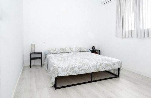 Preciosa casa con piscina en Enguera pueblo - Foto 5