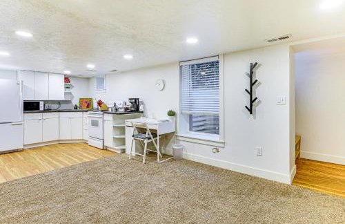 Ski, Soak and Explore! Central Parkside SLC Apt - Foto 11