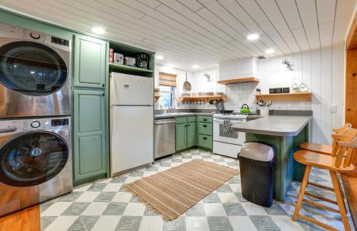 Hilltop Walton Getaway with Picturesque Views! - Foto 11