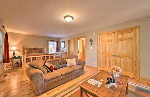 A Bit of Heaven Cabin Less Than 13 Miles from Boone! - Foto 12