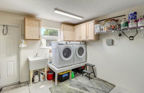 Renovated Home in The Villages with Lanai, Golf Cart - Foto 18