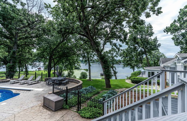 Island Getaway on Delavan Lake - Photo 49