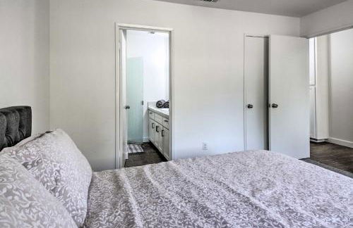 Central Bakersfield Townhome with Private Patio - Foto 14