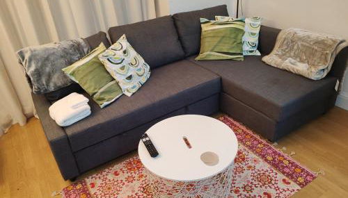 Two bedroom apartment in Queensway, London W2, - Foto 2