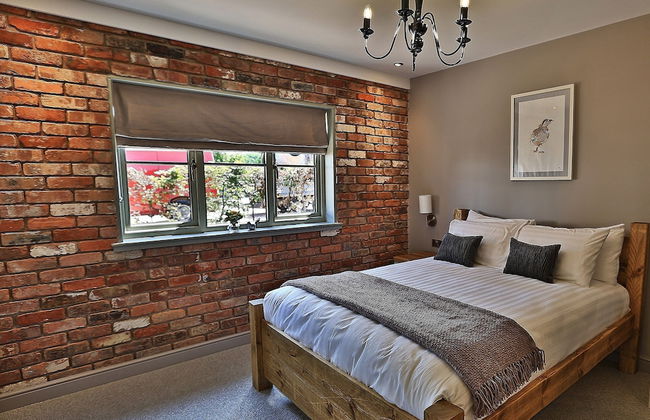 The Cock O' Barton - Photo 7