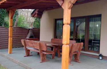 Urokliwy Domek nad Brzegiem Jeziora - Foto 26