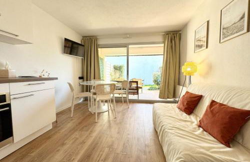 Lovely T2 - Terrasse & jardin - 50m des plages - Foto 3