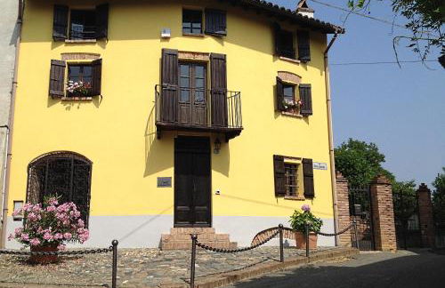 Altes Backhaus in Maranzana - Photo 1