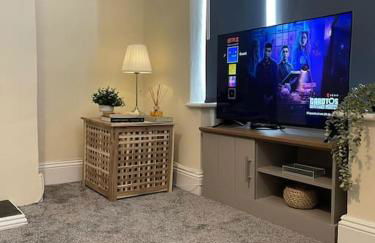 Cosy home in Reading, Berkshire - Photo 18