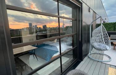 Muse- Morgan Wallen Speakeasy and Giant Balcony - Foto 28