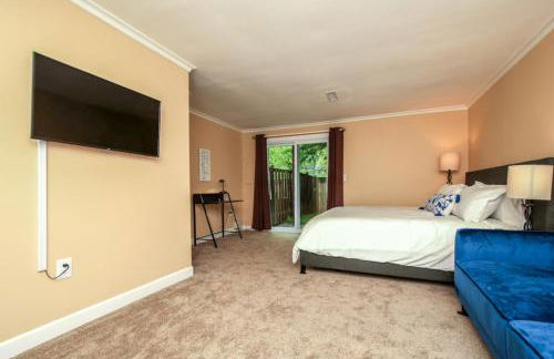 NEW! 3-story Townhome - Private, Self checkin, Quiet. - Foto 20