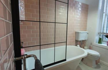 The Flat with the Pink Door - Foto 6