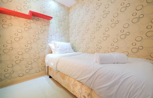 Homey and Relaxing 2BR Green Pramuka Apartment - Foto 6