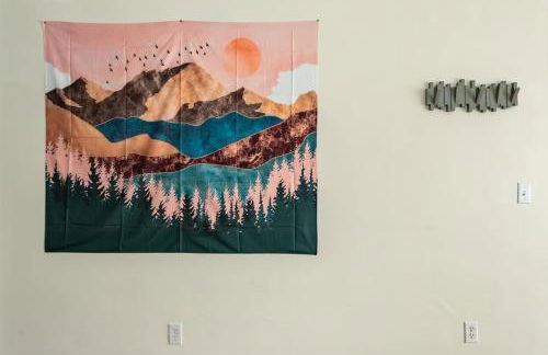 Oak Manor - Chic & Stylish 2BR Apartment Retreat - Photo 27