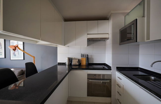 Oceana Suites Capital - Photo 4