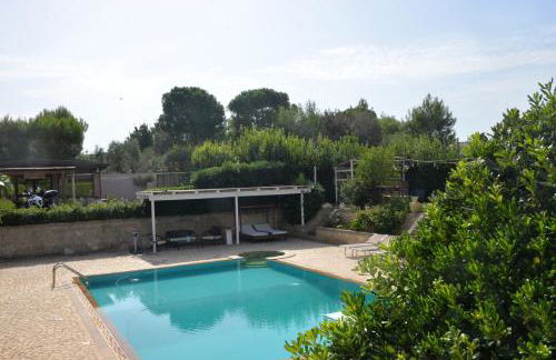 Marlù Luxury Rooms Pool and Garden - Foto 16