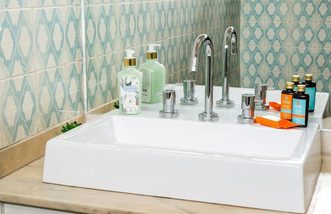 Aluguel de Suítes Por Temporada - Foto 22