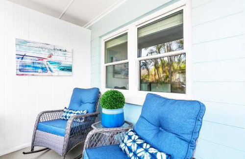 100 Steps to beach access - 5 minute walk to the Village - Private Porch - Foto 27