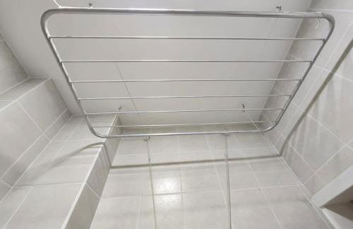 Complete studio one block from Flamengo beach - Foto 20