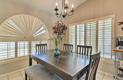 Mod Casa Grande Home with Patio on the Water! - Foto 11