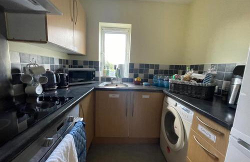 Misk Homes #2 Near Heathrow Airport, shops & Brunel University - Free Parking - Photo 23