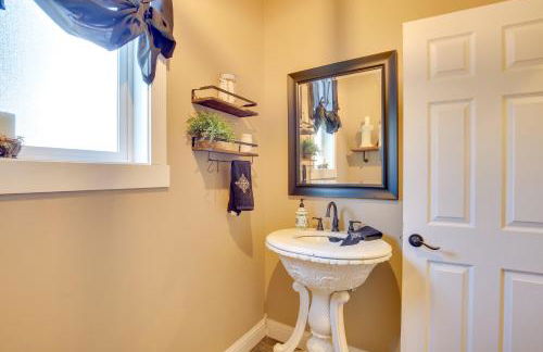 Hot Tub, Pavilion! Family Home Near UO and Autzen - Photo 14