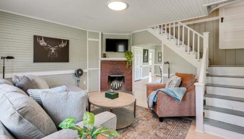 Pond Views Spacious Family Home in Presque Isle! - Foto 5