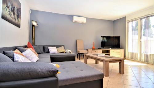 Awesome Home In Slaurent-La-Vernede - Foto 3