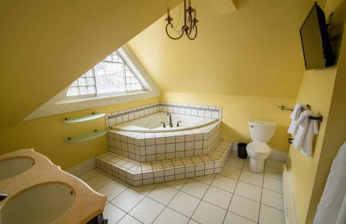 Pope House - Hist. Mansion - Wild(e), Green & Gold - Foto 3