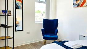 Stylish 1BR Executive Bury Stay with Kitchen and WiFi - Foto 4