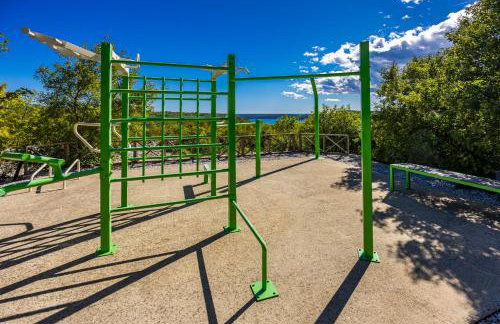 Villa Vlacich for 8 people near Labin - Rabac with heated pool, sea view & kids playground - only 2 km from the beach - Foto 6