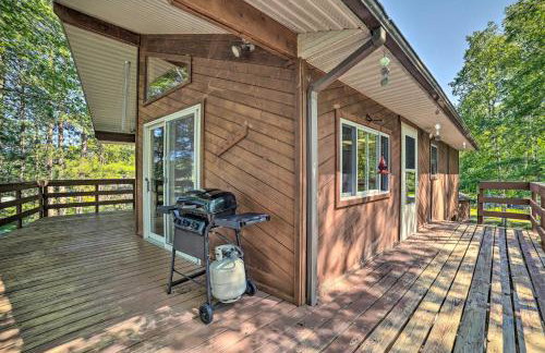 Atlanta Waterfront Cabin with Dock and Kayaks! - Foto 25