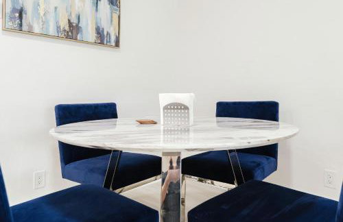 Waterfront Retreat Views, Pool, Hot Tub, Gym Walk to Beach & Boca Resort! - Photo 28