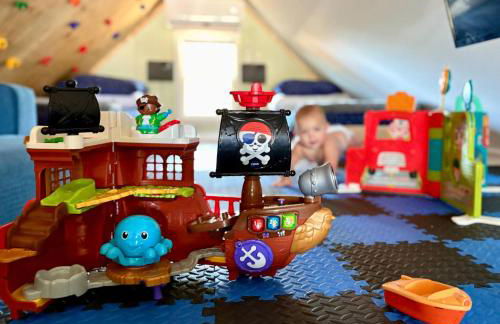 Family A-Frame, HotTub, FirePit, ClimbingWall, EVCharger, & More - Photo 29