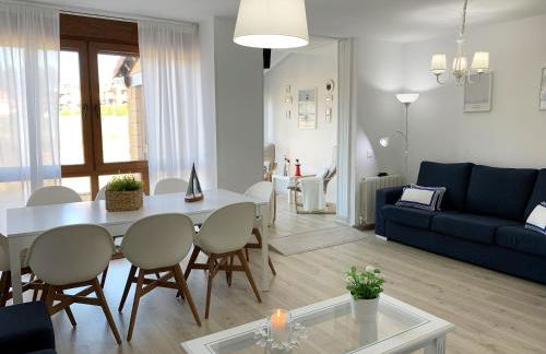 "LAS CAMELIAS SOMO" un lugar para desconectar!! Vistas al MAR!! - Foto 1