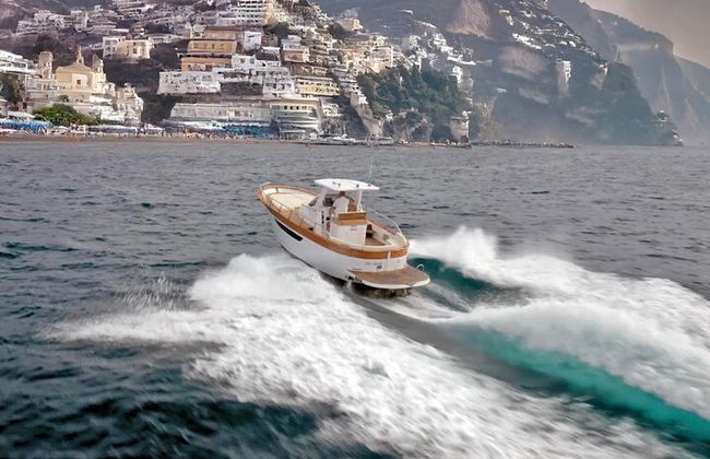 Crucero al atardecer por la costa de Capri y Sorrento en barco Todo incluido - Foto 26