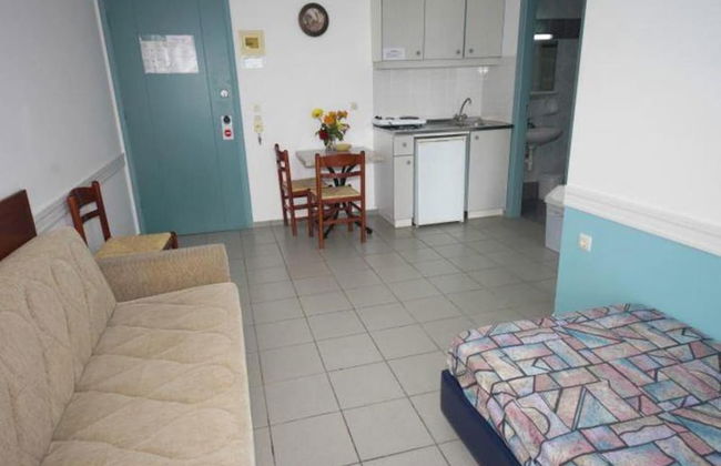 Apartment for 4 Persons, Swimming Pool, Near the Beach - Photo 6