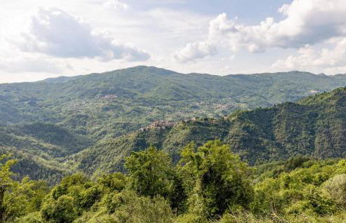 Awesome Home In Macchino With Kitchen - Foto 11