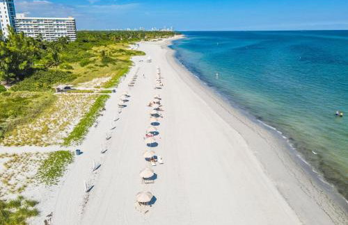 Tropical Retreat with Beach Resort Amenities - Foto 35