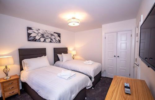 Luxury 4 bedroom ground floor apartment - Foto 9