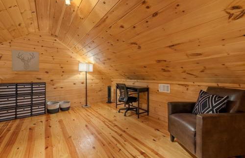 Rivendell - Stunning Views, Fireplace, Hot Tub, Billiards Table, Outdoor Fire Pit - Morganton, GA - Foto 24