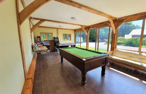The Victorian Barn, Self-Catering Holidays with Pool and Hot Tubs, Dorset - Photo 14
