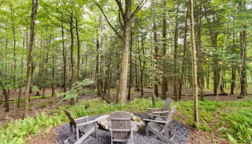 Fully Remodeled Saugerties Retreat on 7 Acres! - Foto 4