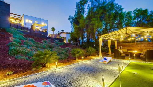 Lux Escape 2 • Views Hot Tub Games Mini Golf - Foto 3, Other