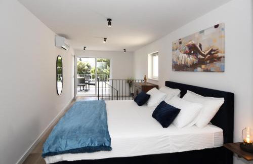 Modern Jacuzzi Apartment Mickey - Foto 6