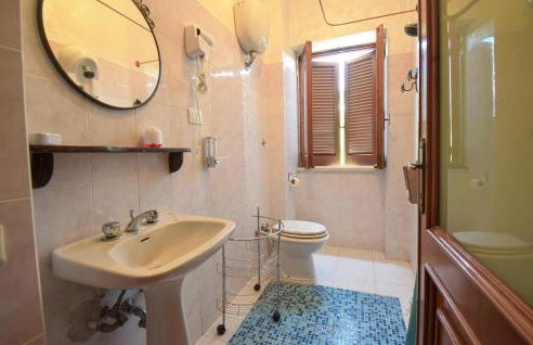 Stunning Apartment In Monteleone Sabino With Wifi - Foto 21