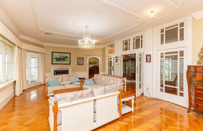 Classic 5 Beds Mt Dandenong Resort - Foto 17